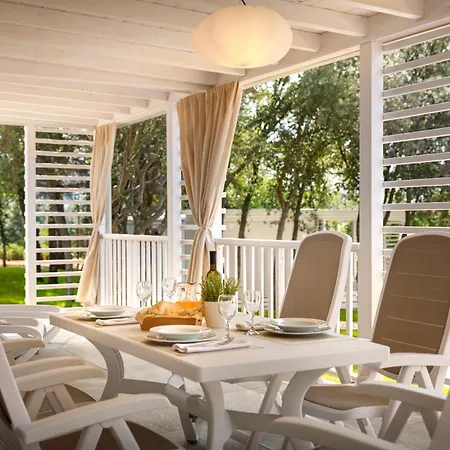 פארק נופש Maistra Amarin Mobile Homes
