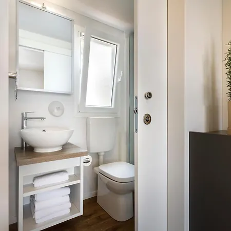 פארק נופש Maistra Amarin Mobile Homes רוביני