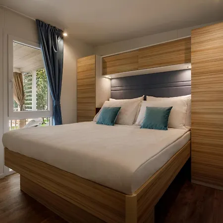 Maistra Amarin Mobile Homes 4*