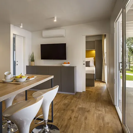 Maistra Amarin Mobile Homes