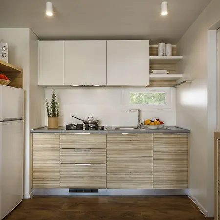 Prázdninový areál Maistra Amarin Mobile Homes 4*