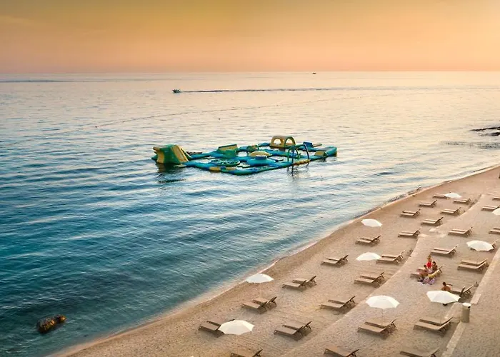 Maistra Amarin Mobile Homes Feriepark 4*